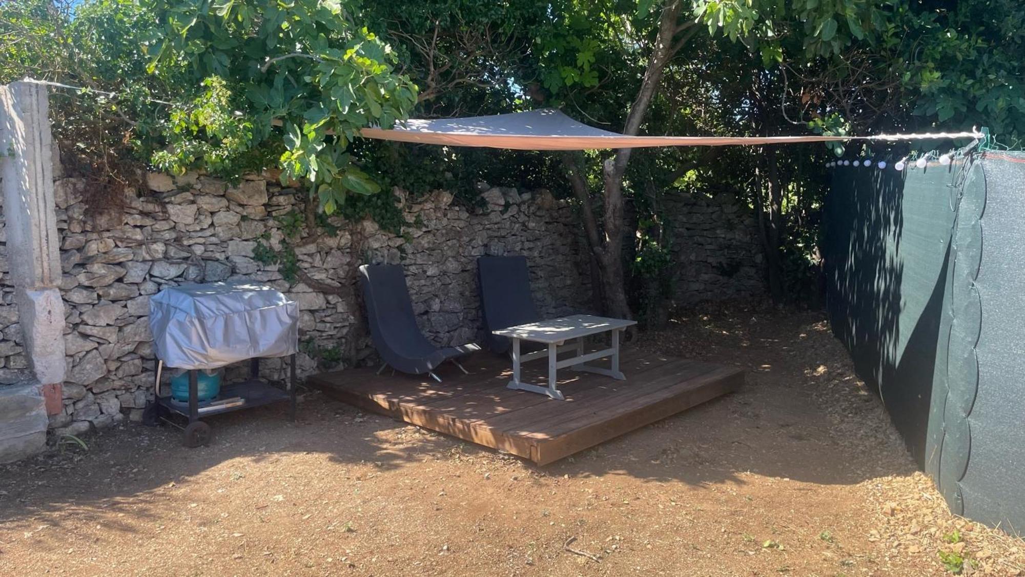 Mobil-Home En Pleine Nature A 3 Mins Du Lac Du Salagou Avec Vue Panoramique Lacoste  Exterior photo